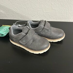 NWT Stride Rite Winston Grey 8M Toddler Shoes